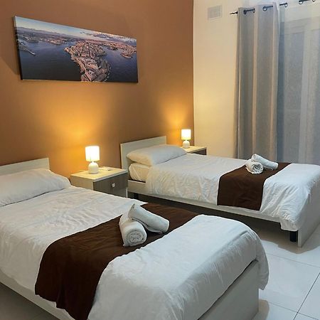 Msida Suites Luaran gambar