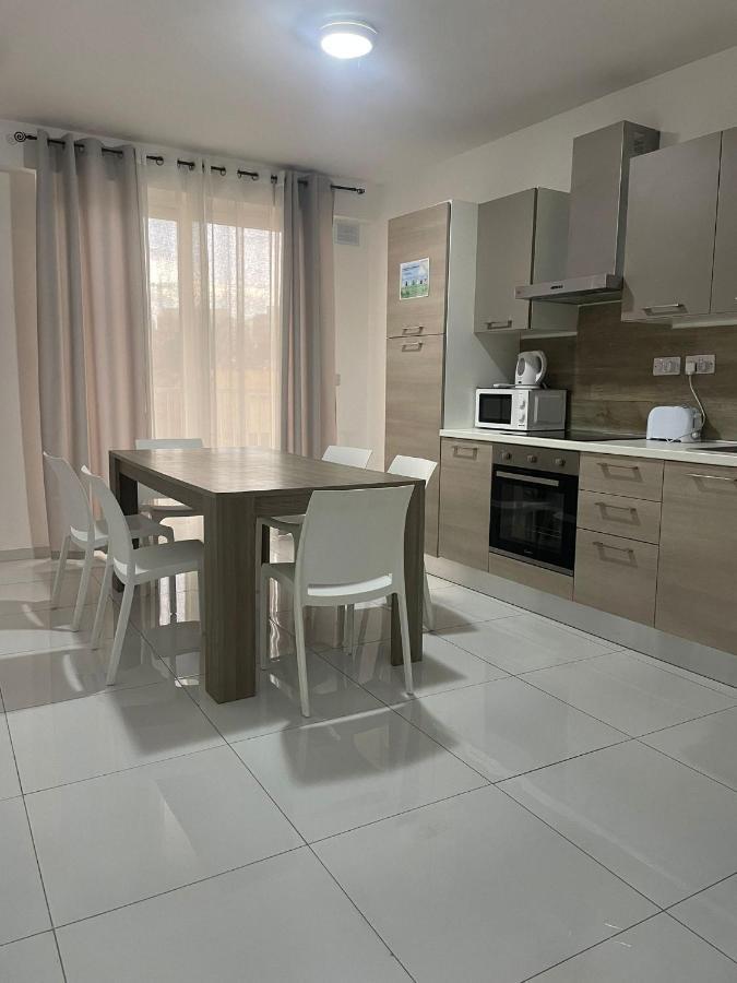 Msida Suites Luaran gambar