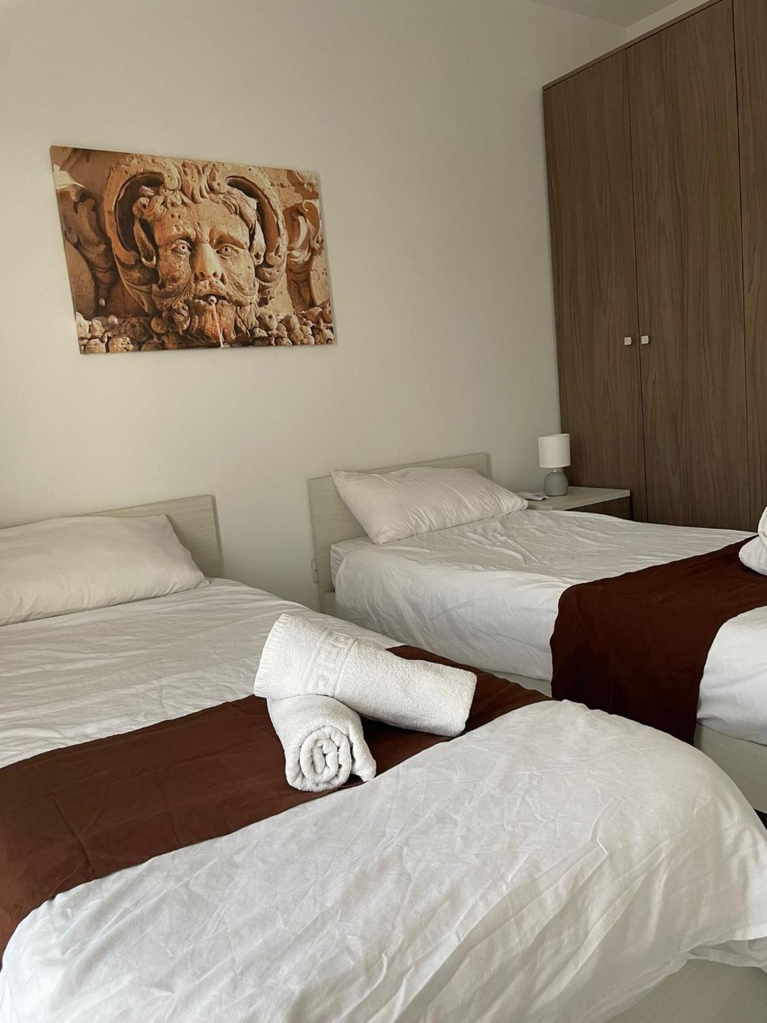 Msida Suites Luaran gambar